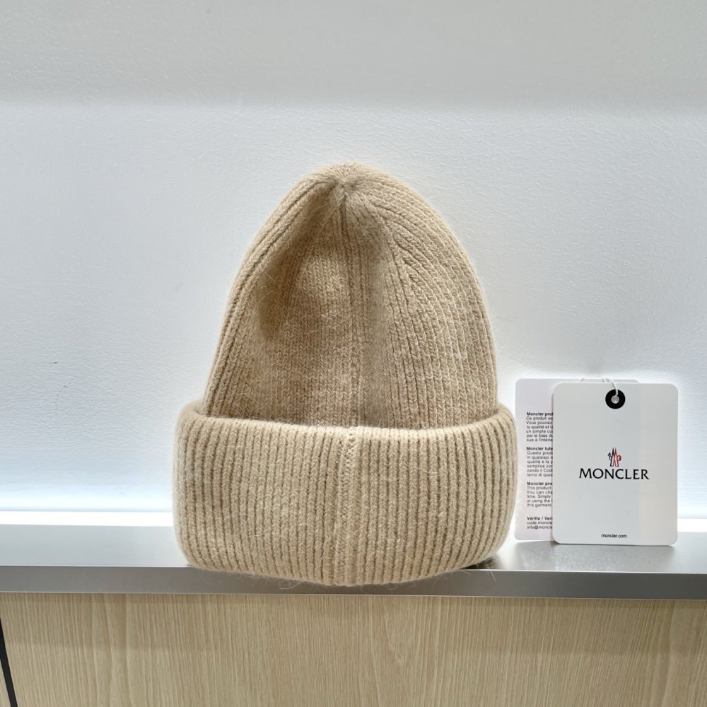 Шапка зимова фото 2