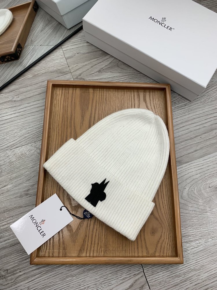 Шапка зимова фото 2