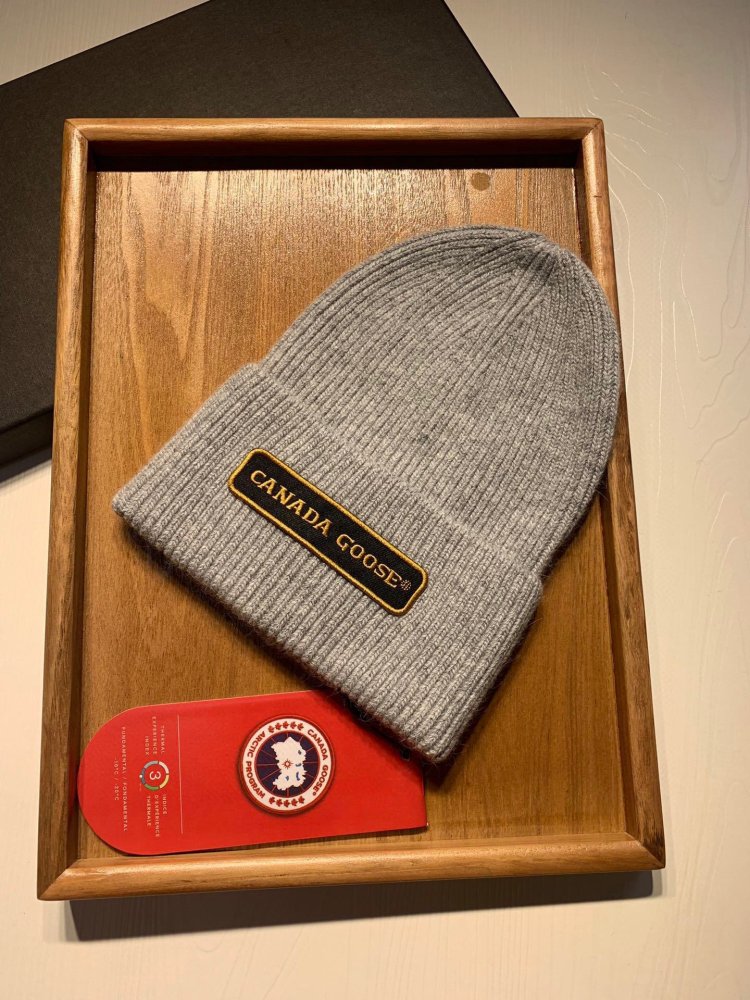 A cap winter фото 2