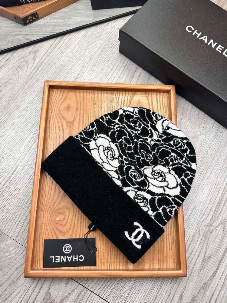 Шапка зимова фото 2