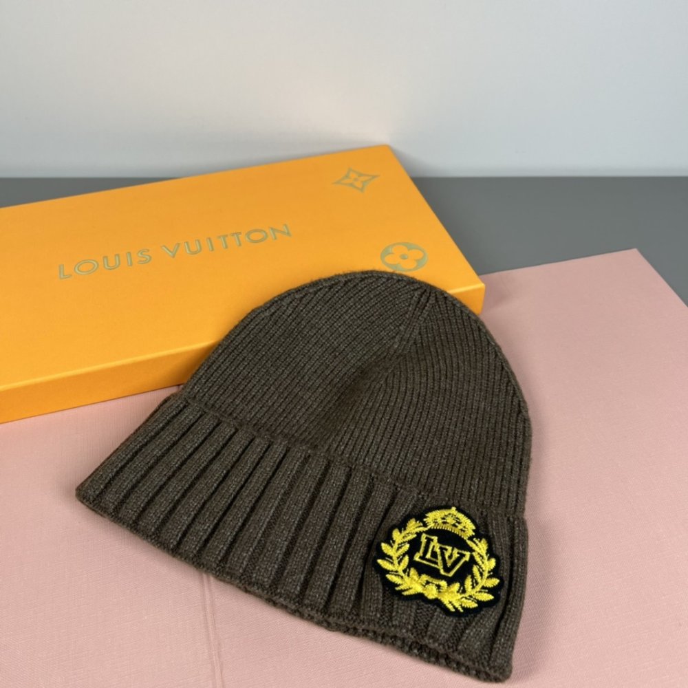 Шапка зимняя фото 2