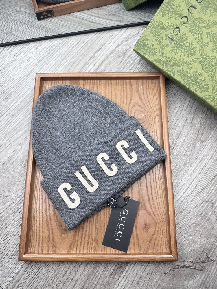 Шапка зимняя фото 3