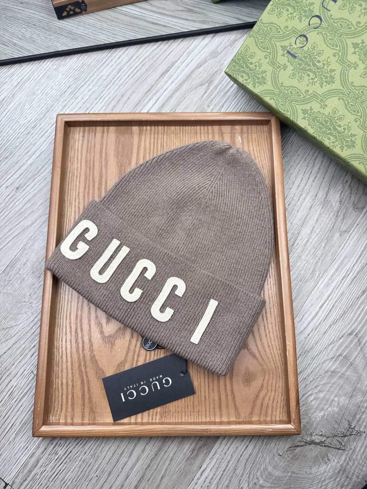 Шапка зимова фото 3