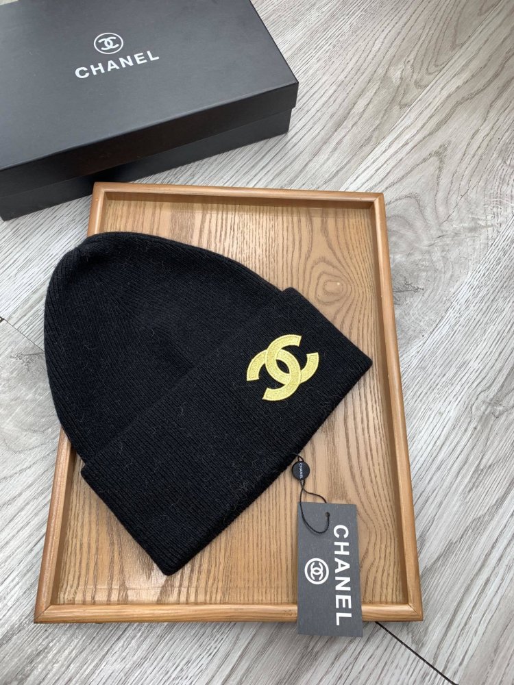 Шапка зимова фото 3