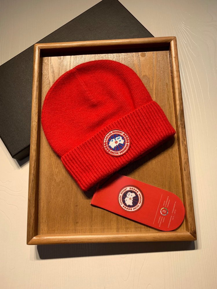 A cap winter фото 3