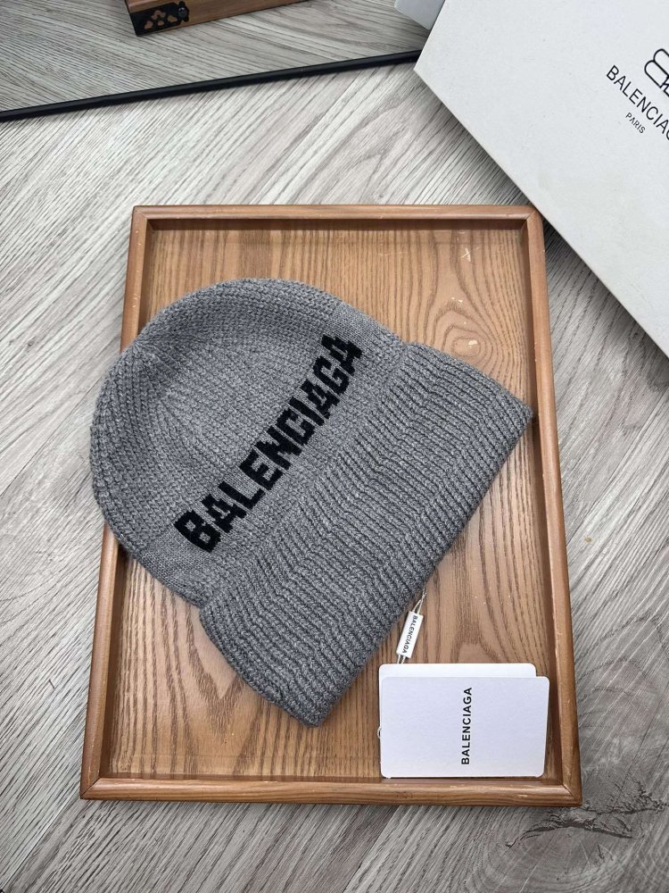 Шапка зимняя фото 3