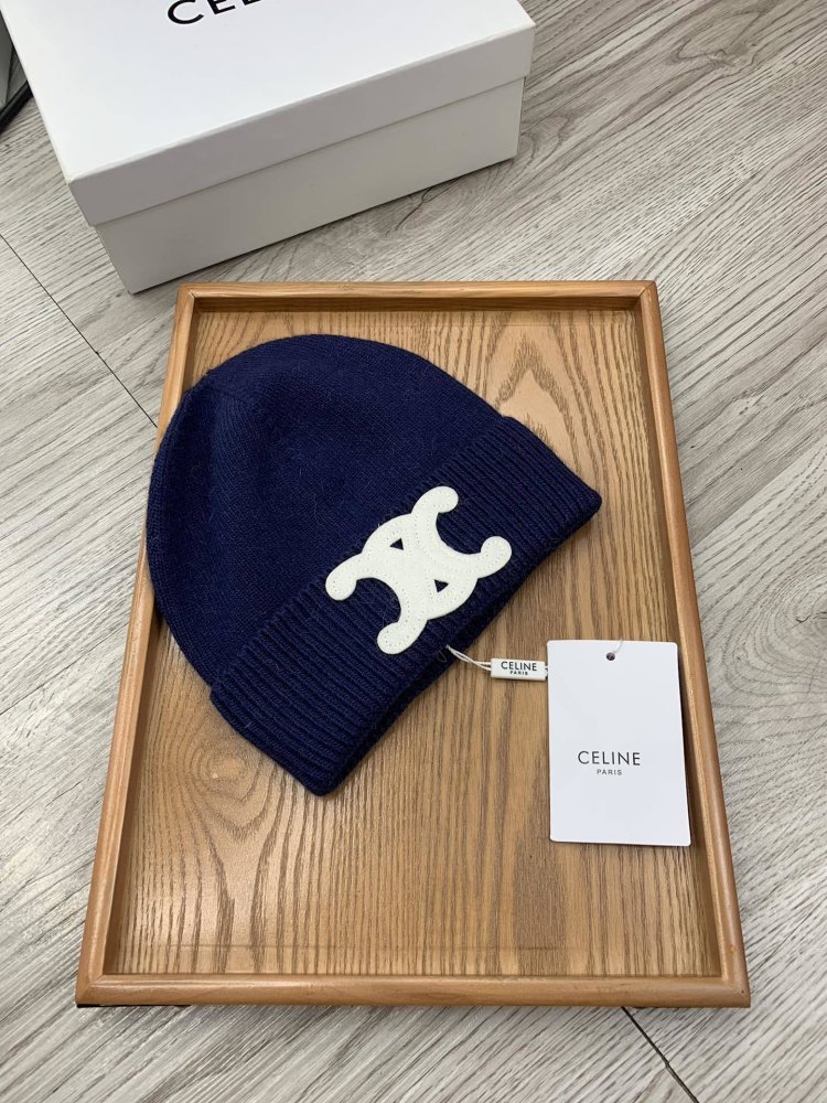 A cap winter фото 3