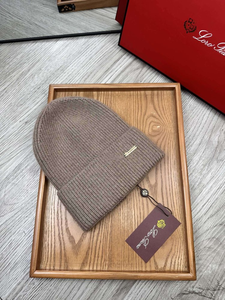 Шапка зимова фото 3