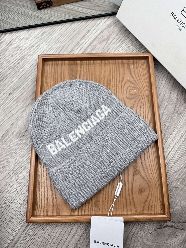 Шапка зимняя фото 3