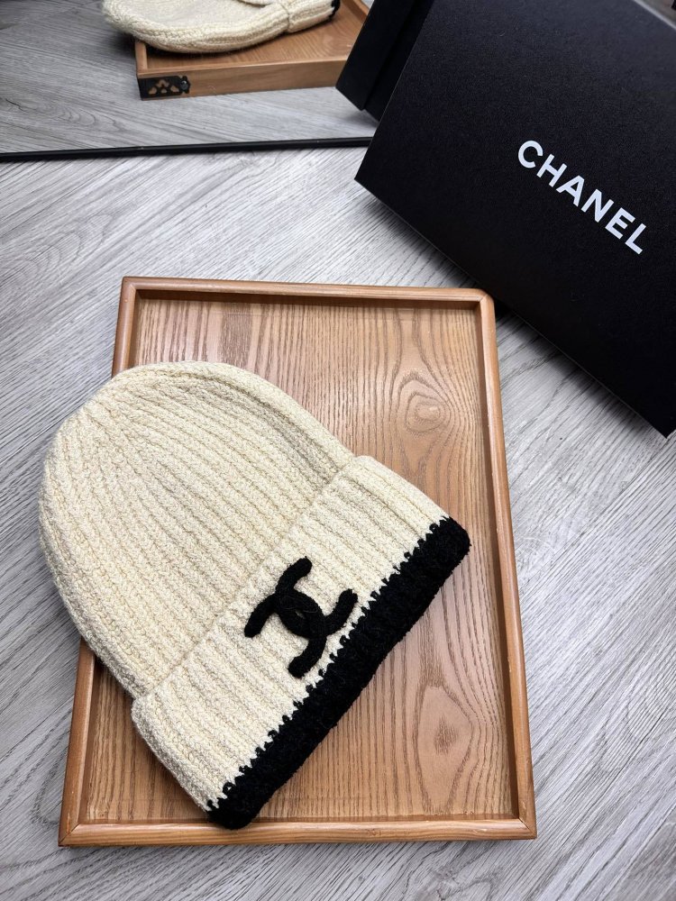 A cap winter фото 3