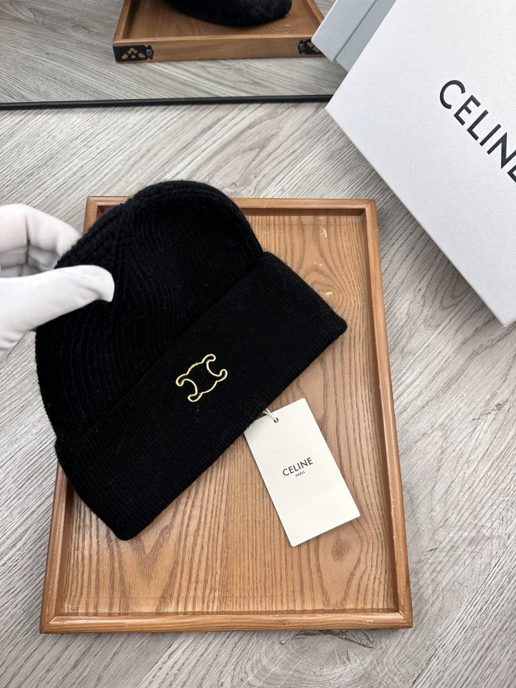 Шапка зимова фото 4