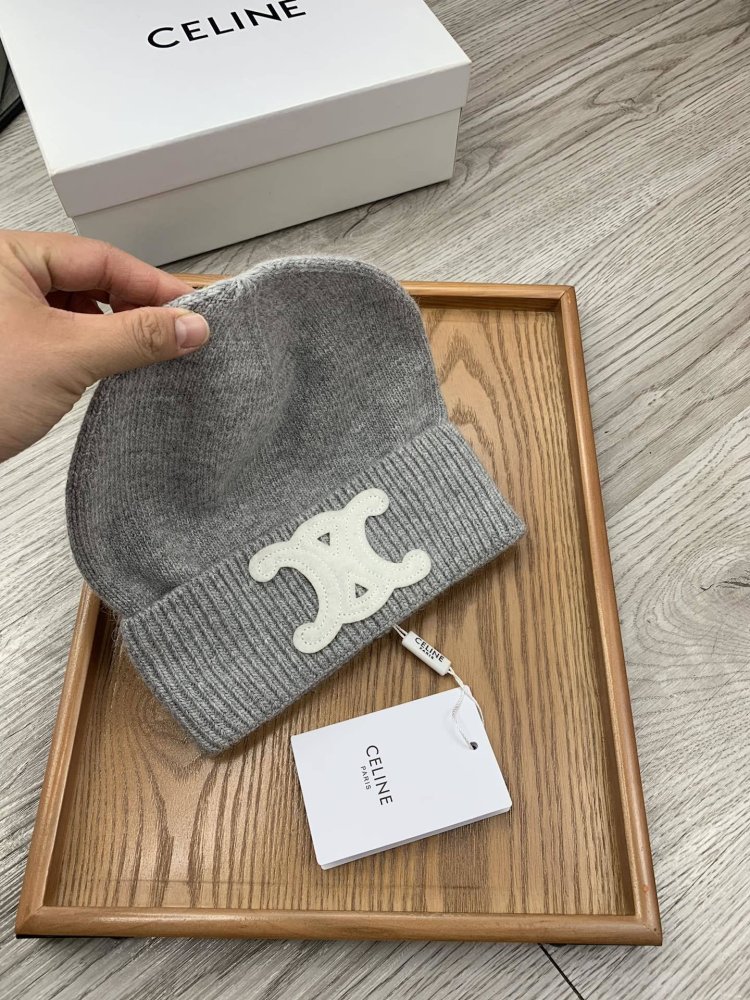 A cap winter фото 4