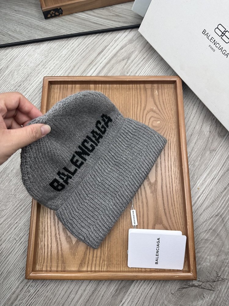 Шапка зимняя фото 4