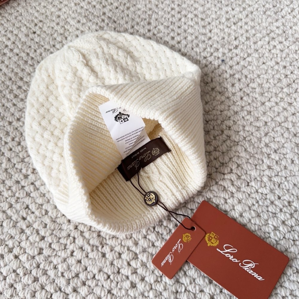 Шапка зимова фото 4