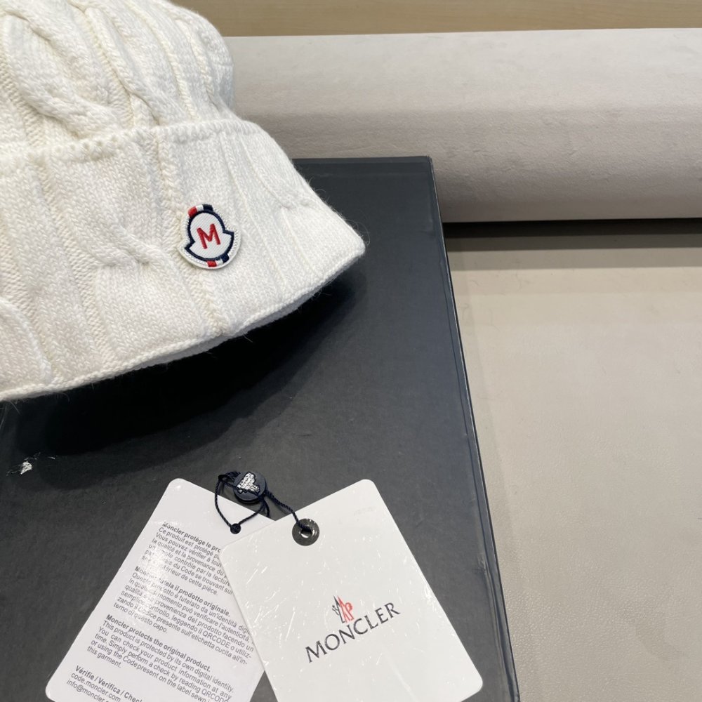 Шапка зимняя фото 4