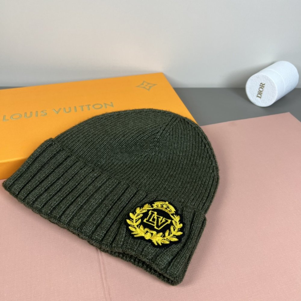 Шапка зимняя фото 4