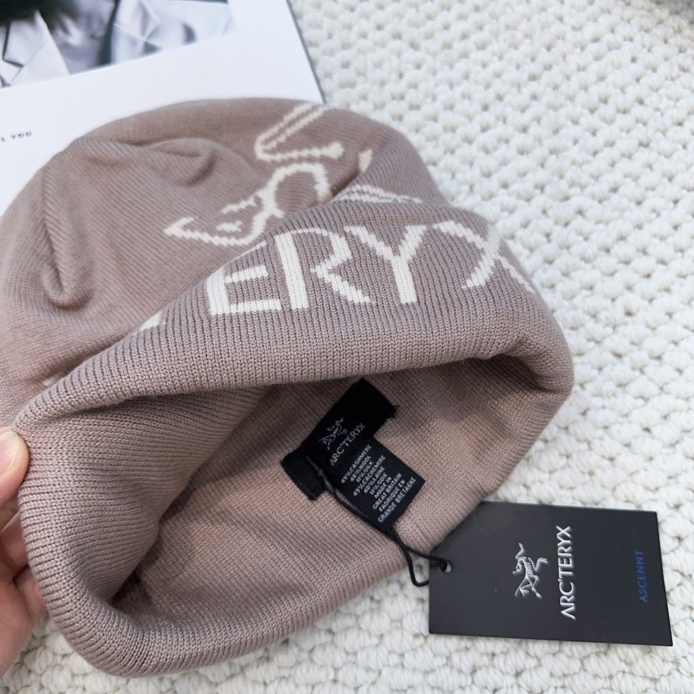 Шапка зимняя фото 4