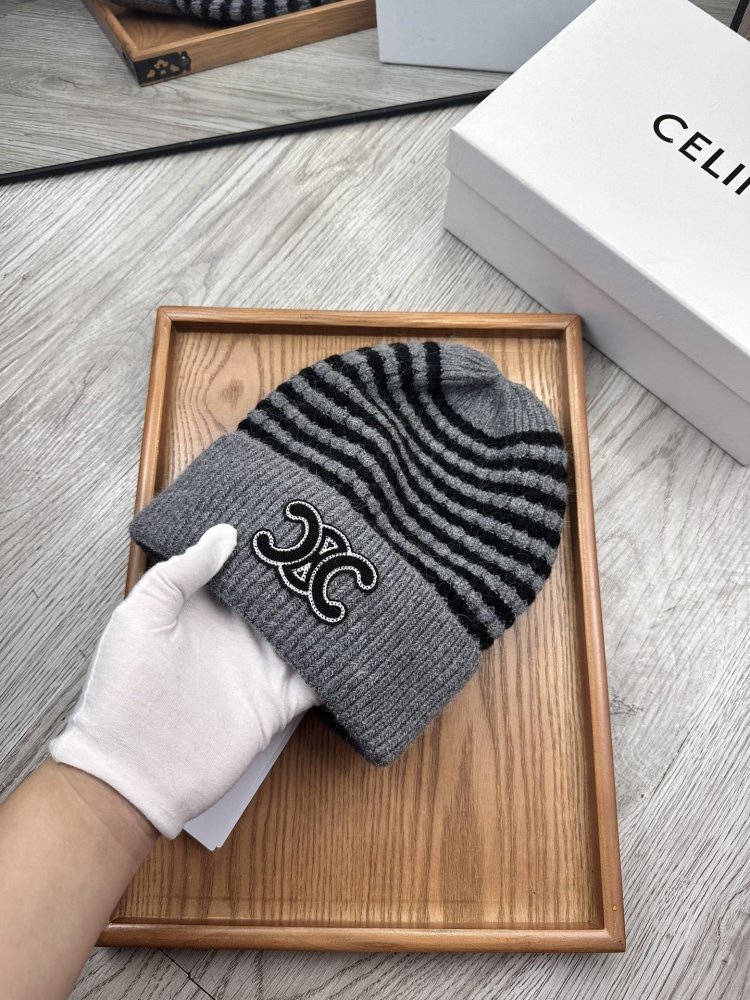 Шапка зимова фото 5