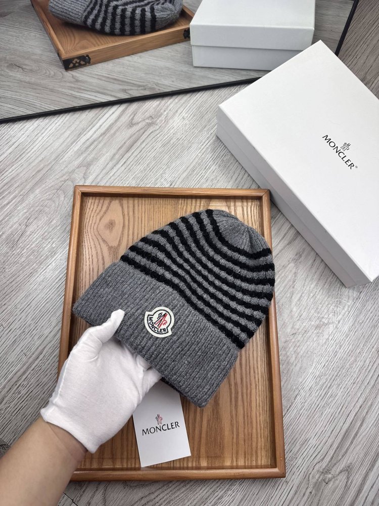 A cap winter фото 5