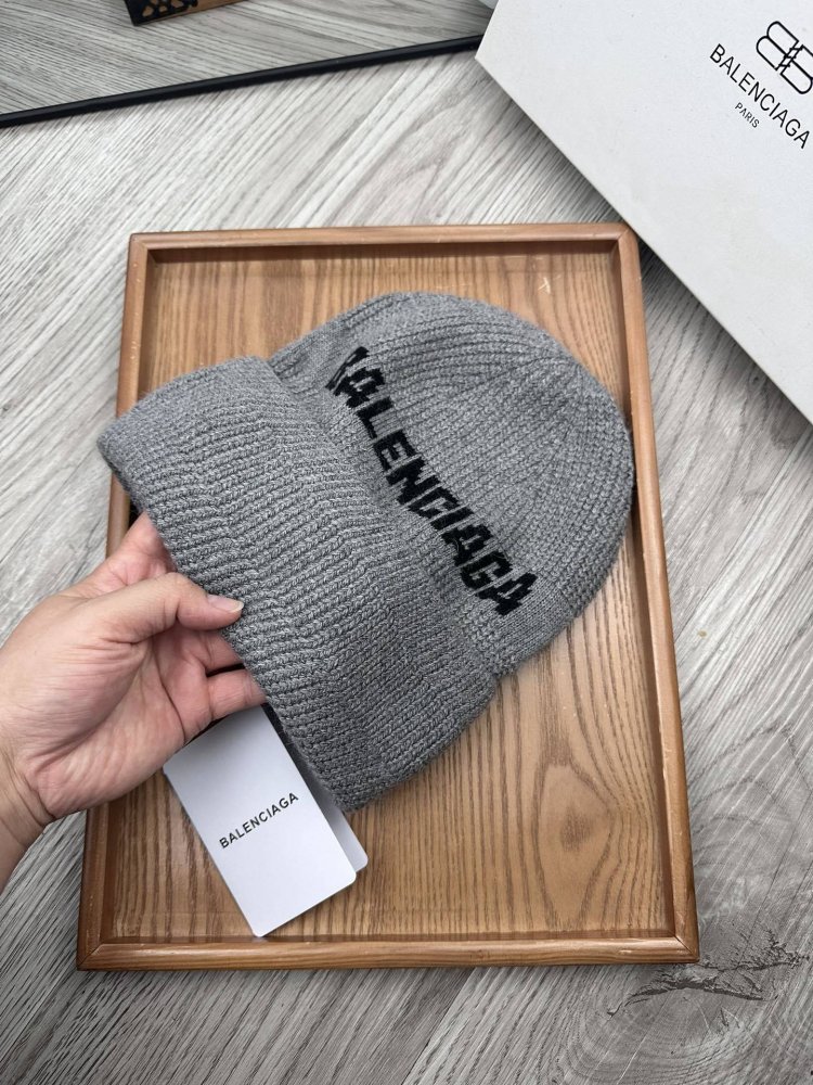 Шапка зимняя фото 5