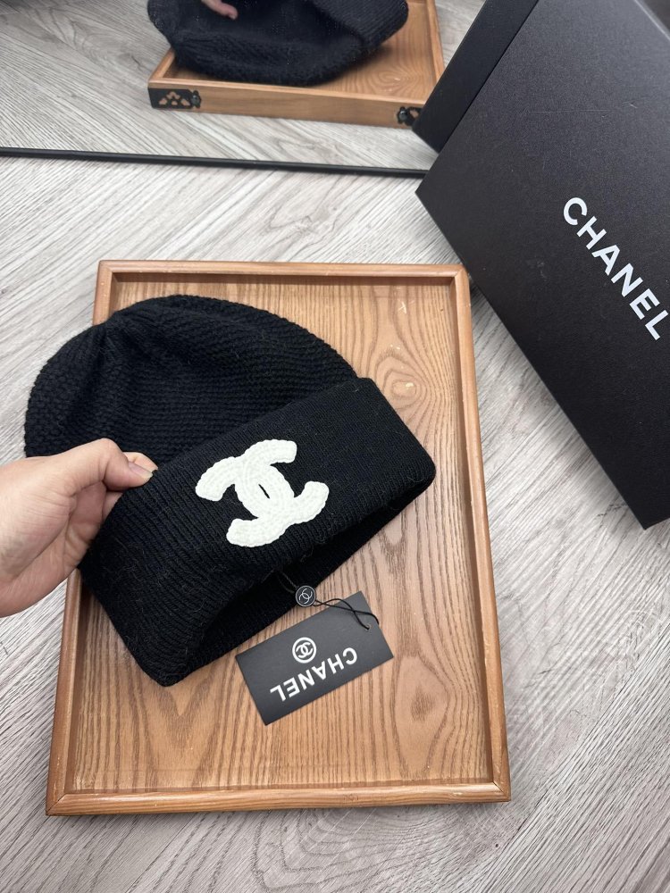 A cap winter фото 5