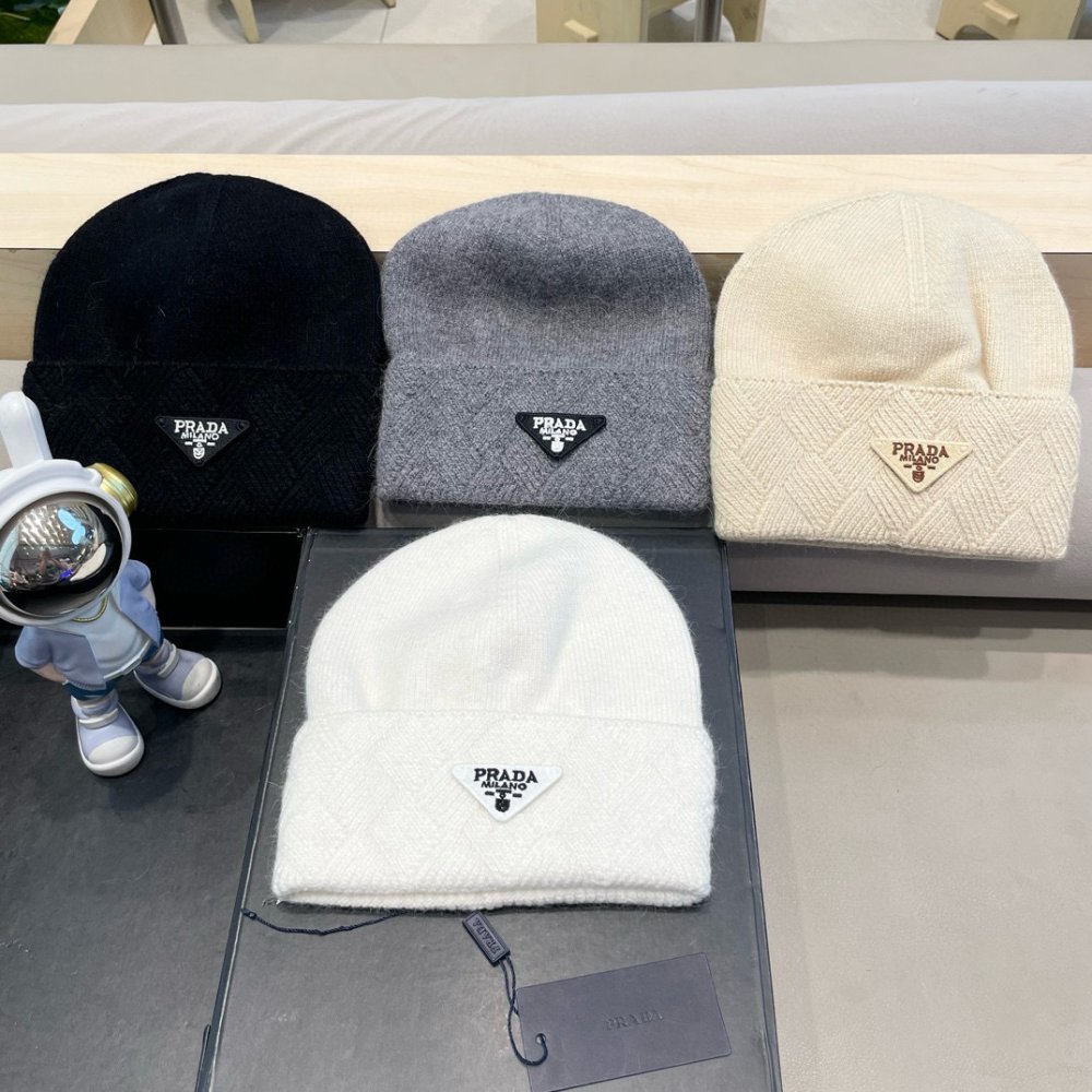 A cap winter фото 5