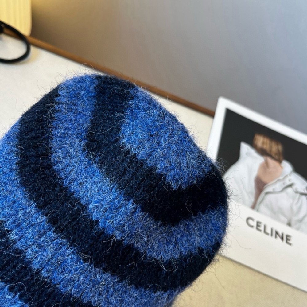 A cap winter фото 6