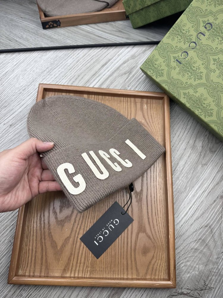 Шапка зимова фото 6