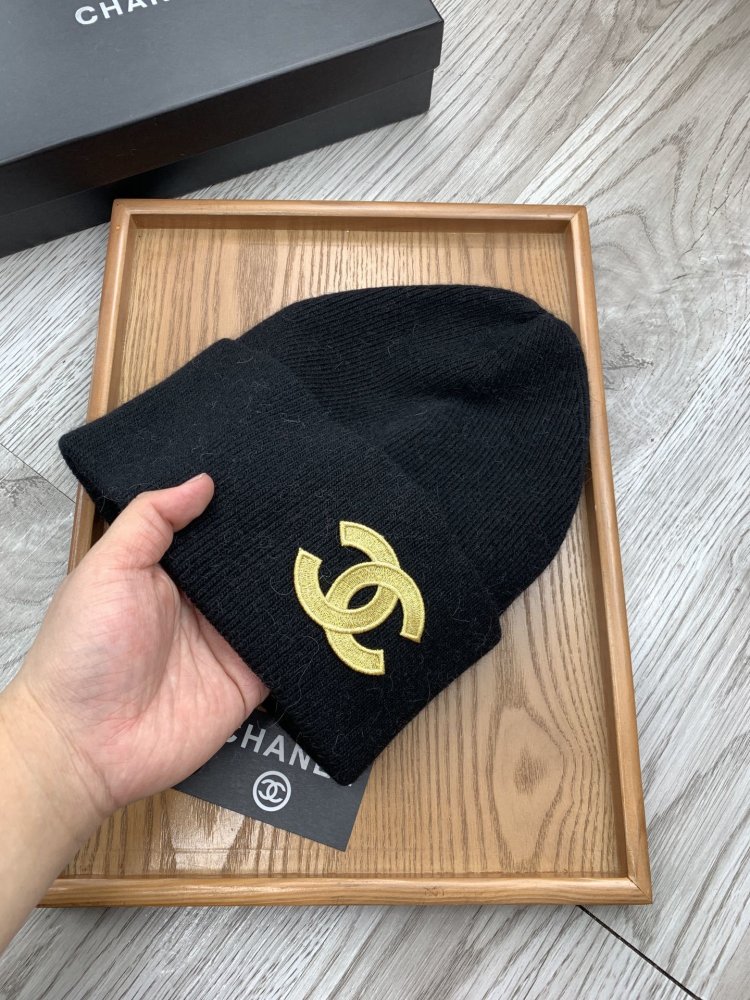 Шапка зимова фото 6