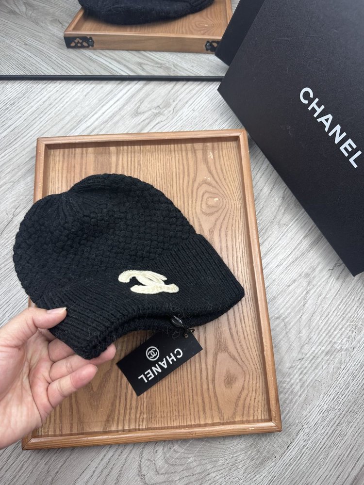 A cap winter фото 6