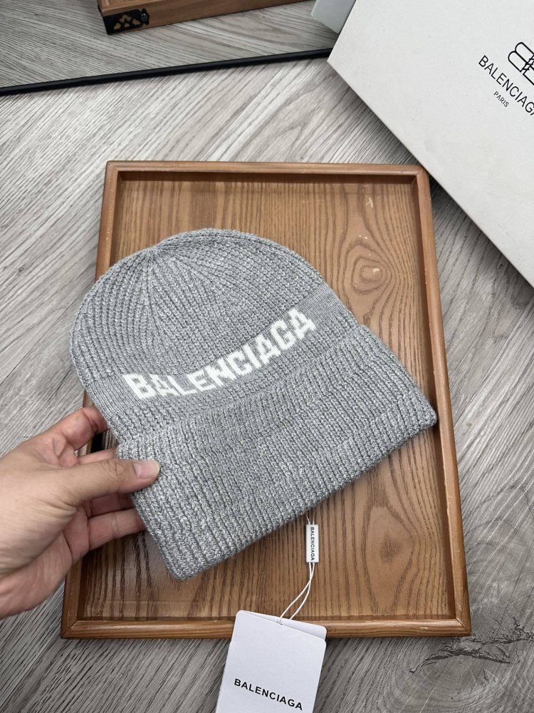 Шапка зимняя фото 6