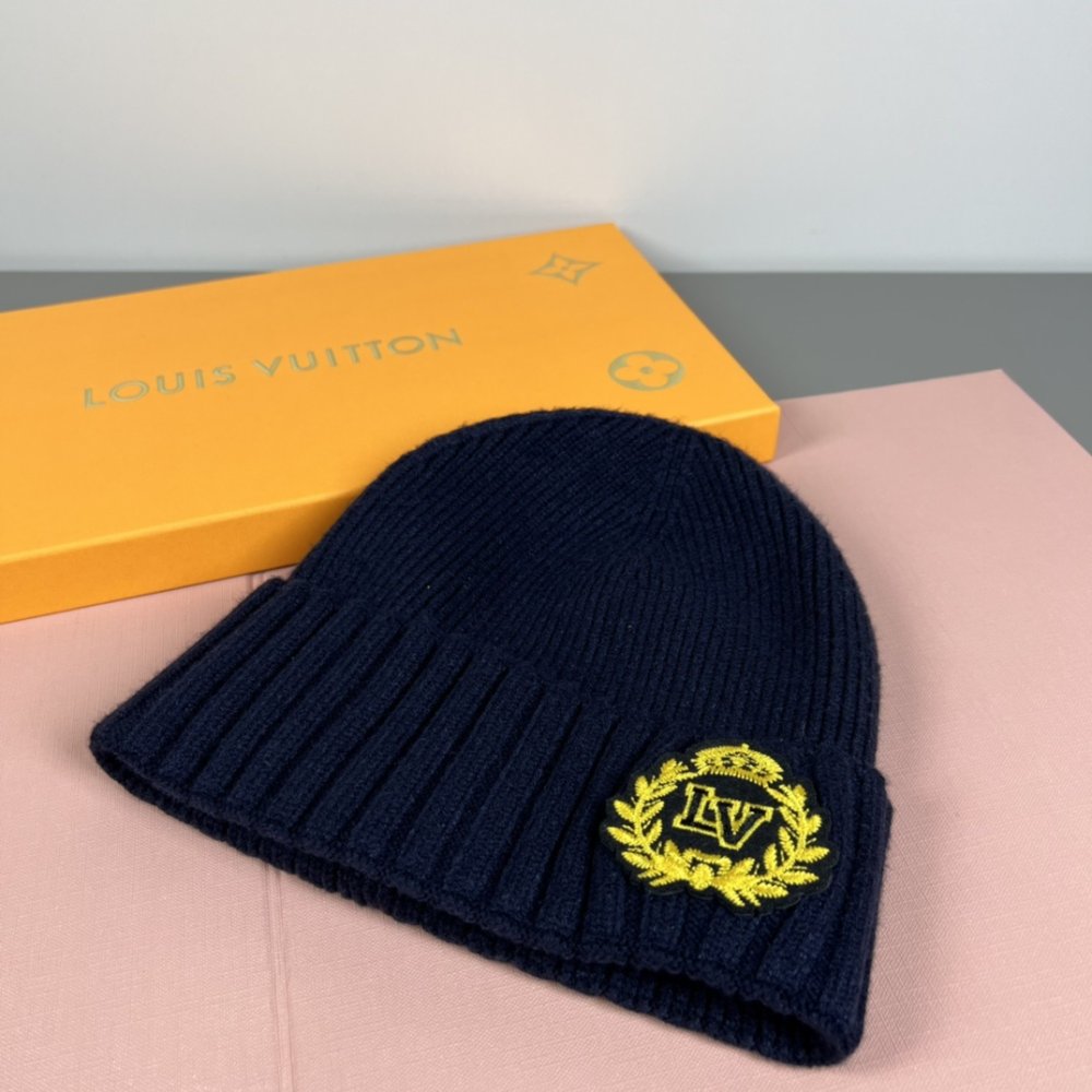 Шапка зимняя фото 6