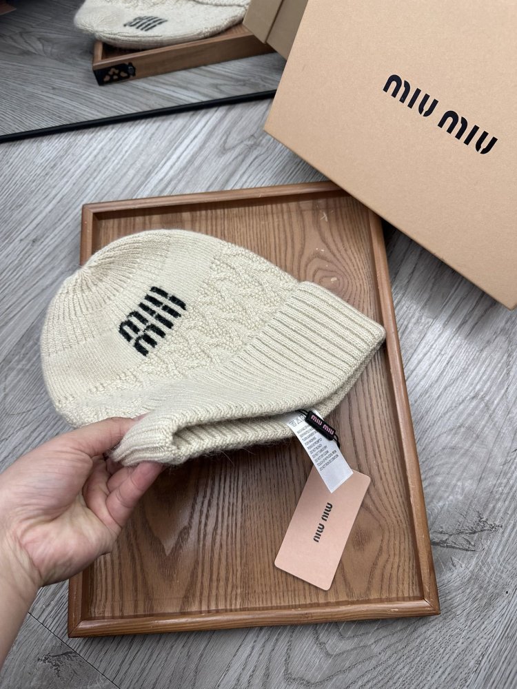 Шапка зимняя фото 6