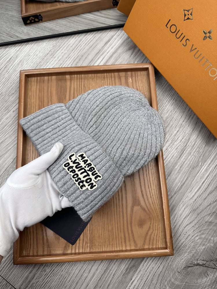 A cap winter фото 6