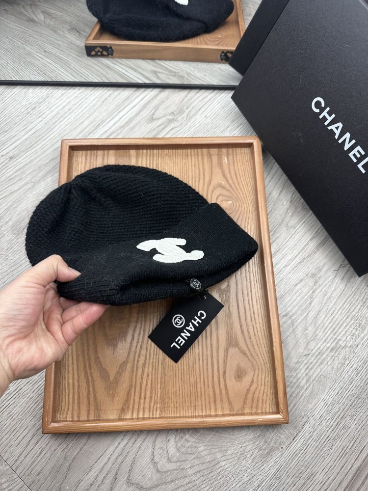 A cap winter фото 6