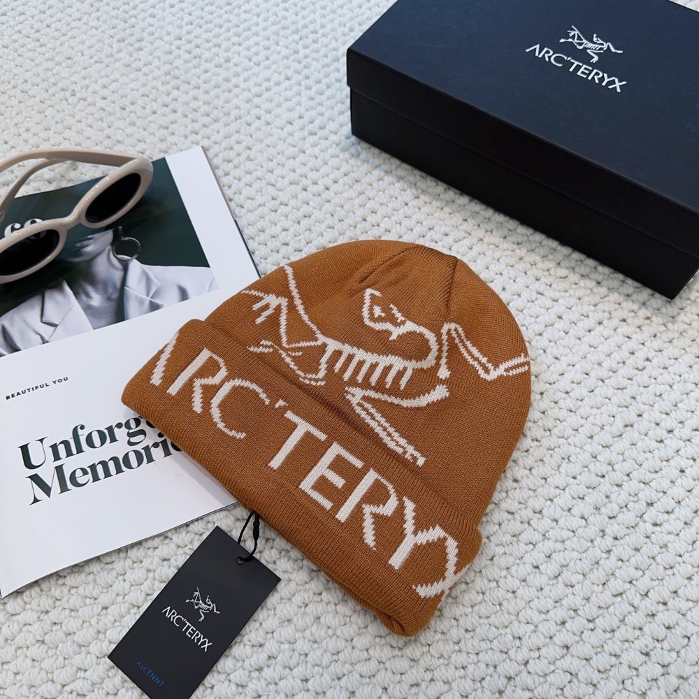 Шапка зимняя фото 6