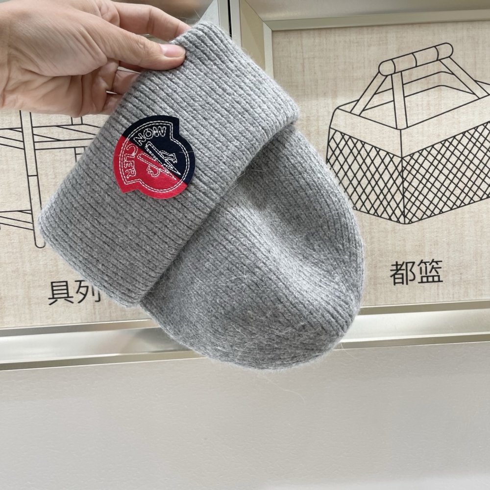 A cap winter фото 6