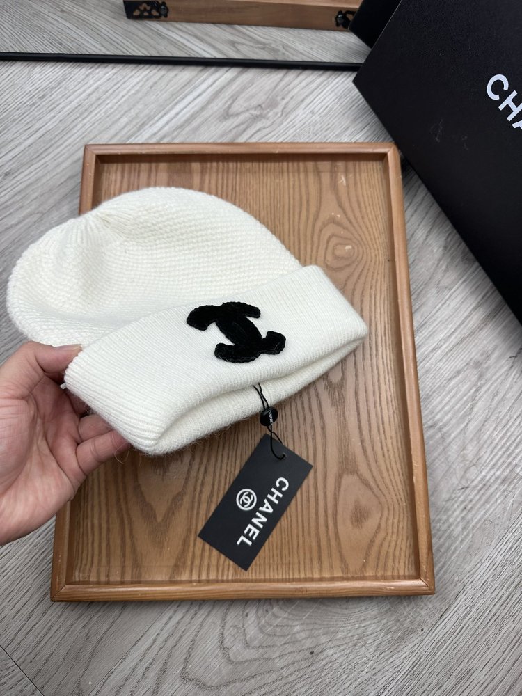 A cap winter фото 6