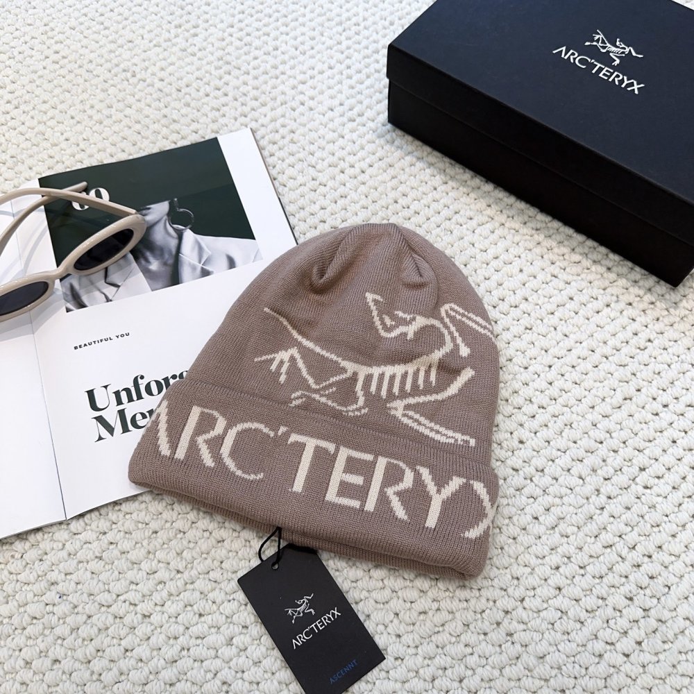 Шапка зимняя фото 6