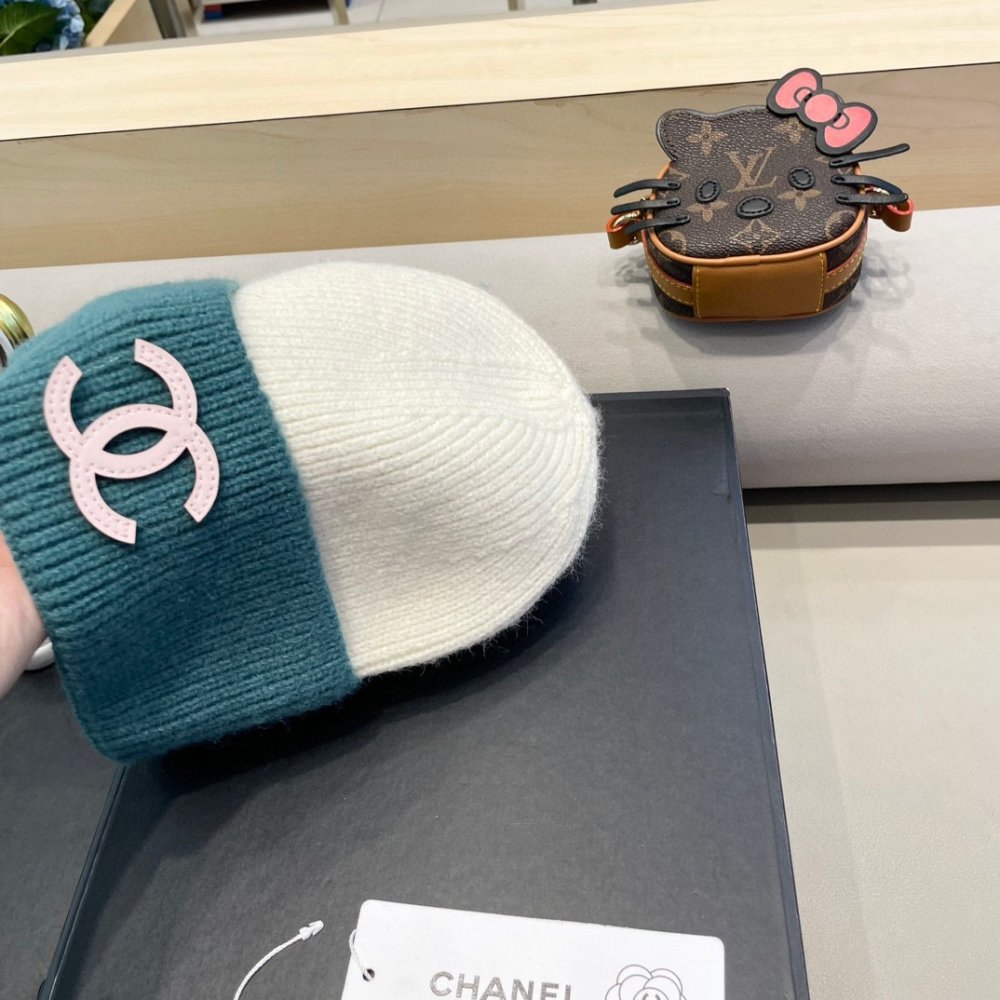 Шапка зимняя фото 6