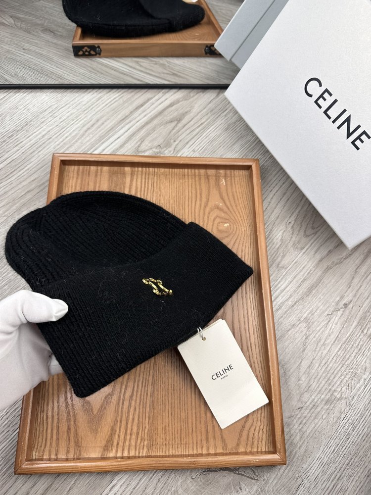 Шапка зимова фото 7