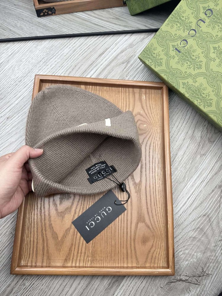 Шапка зимова фото 7