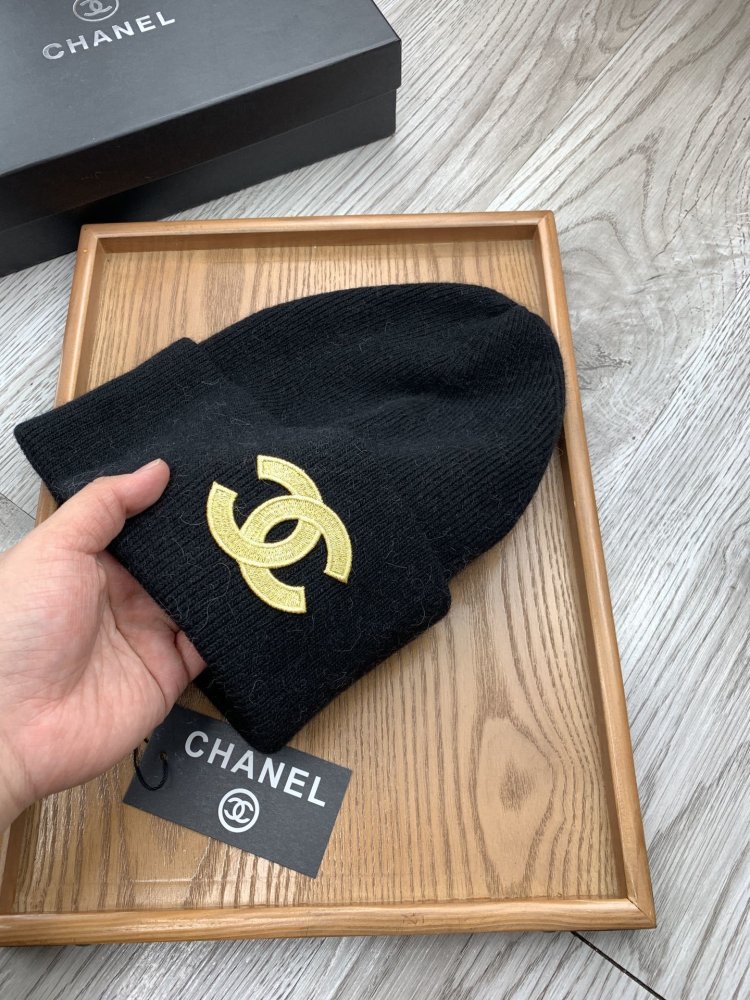 Шапка зимова фото 7