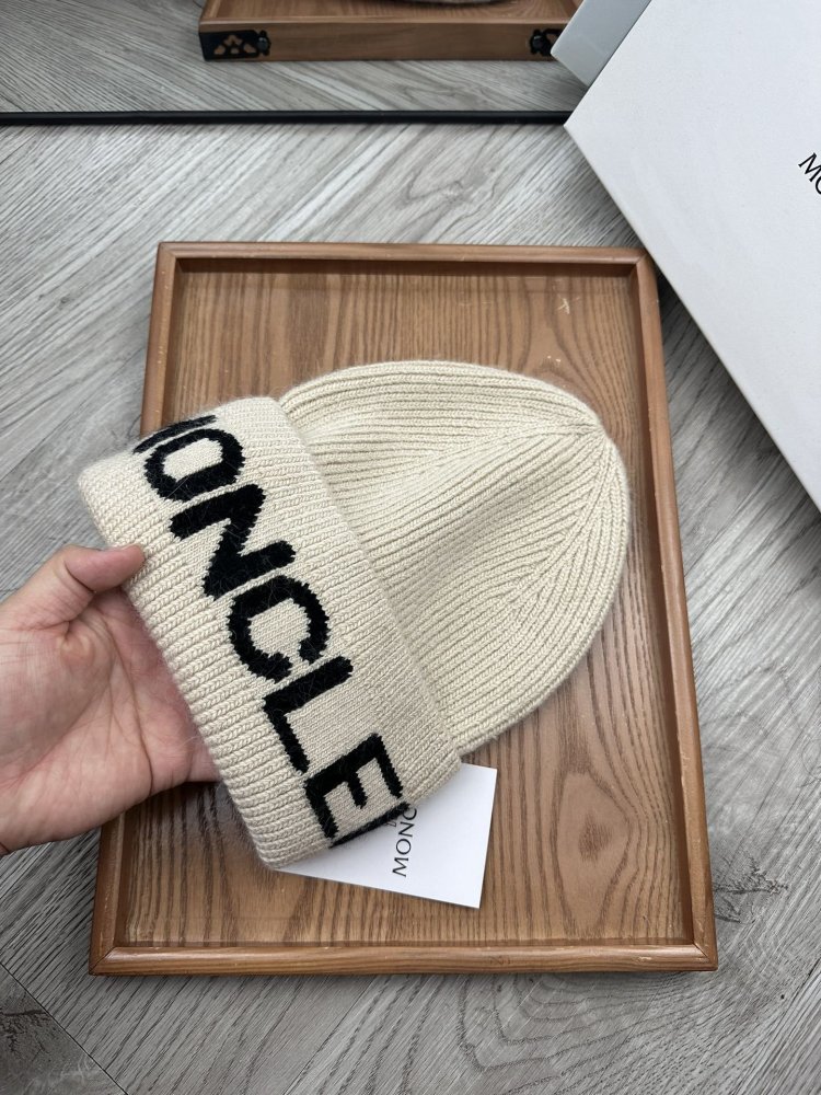 A cap winter фото 7