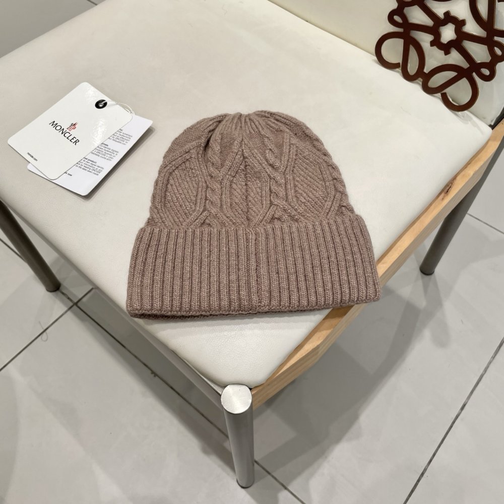 A cap winter фото 7