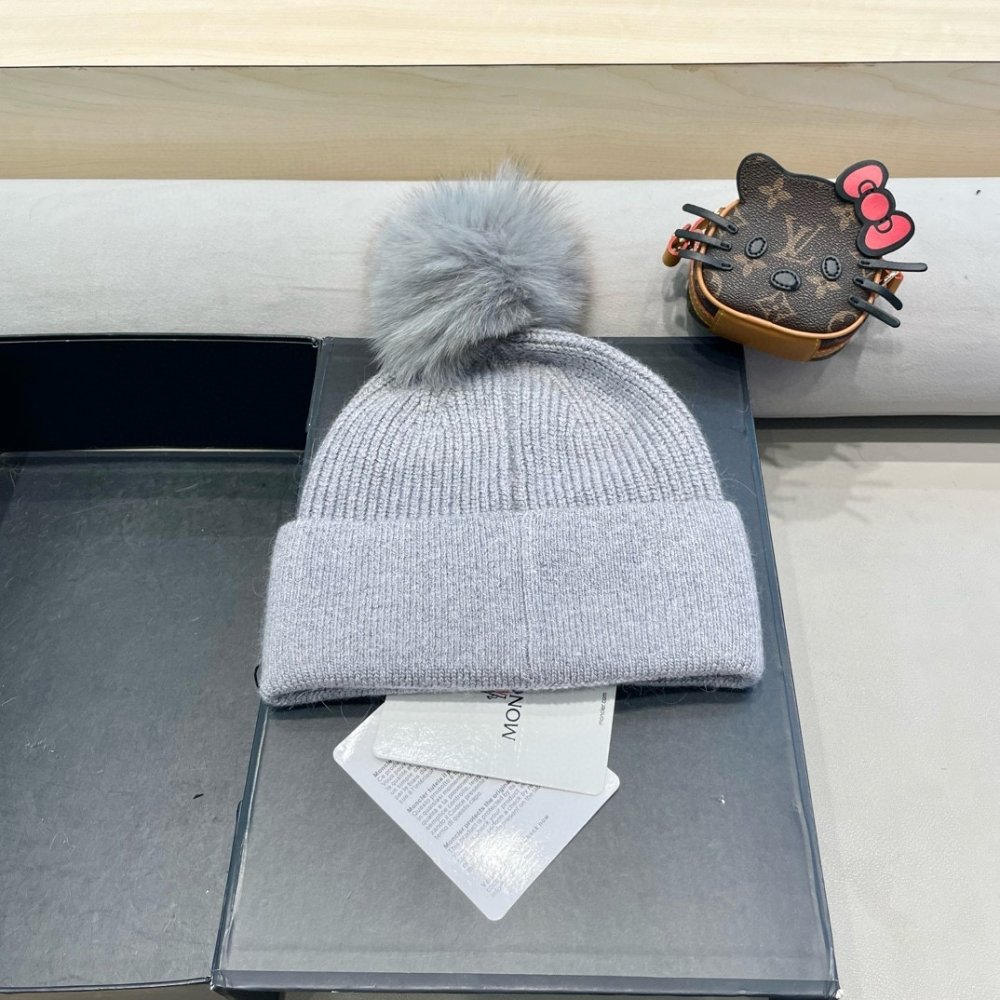 A cap winter фото 7