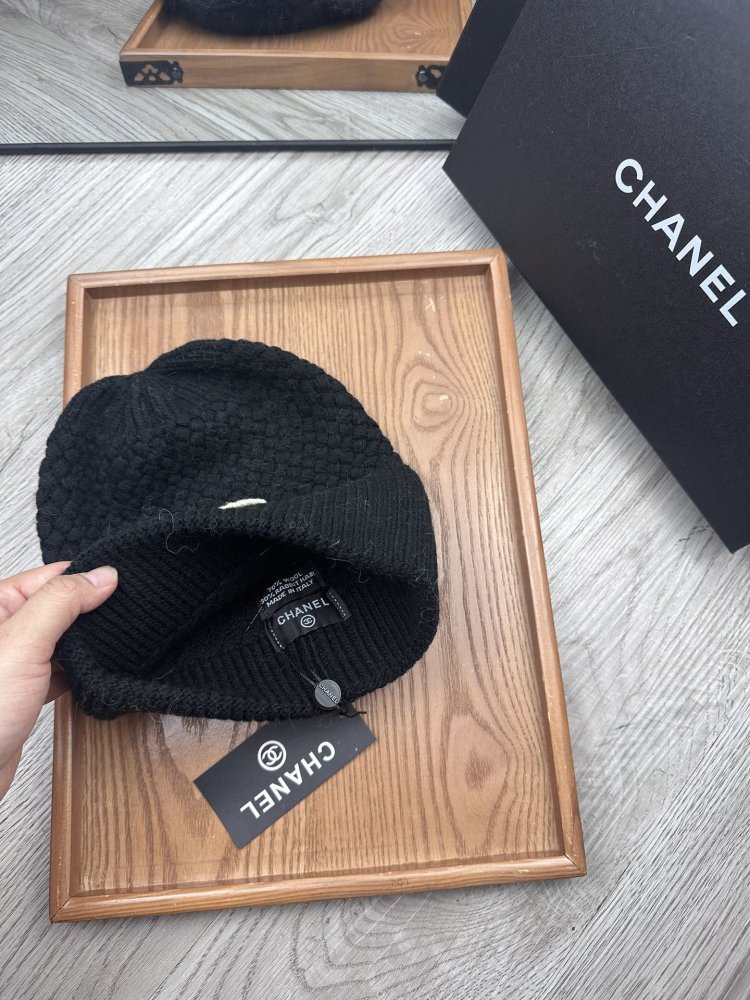 A cap winter фото 7