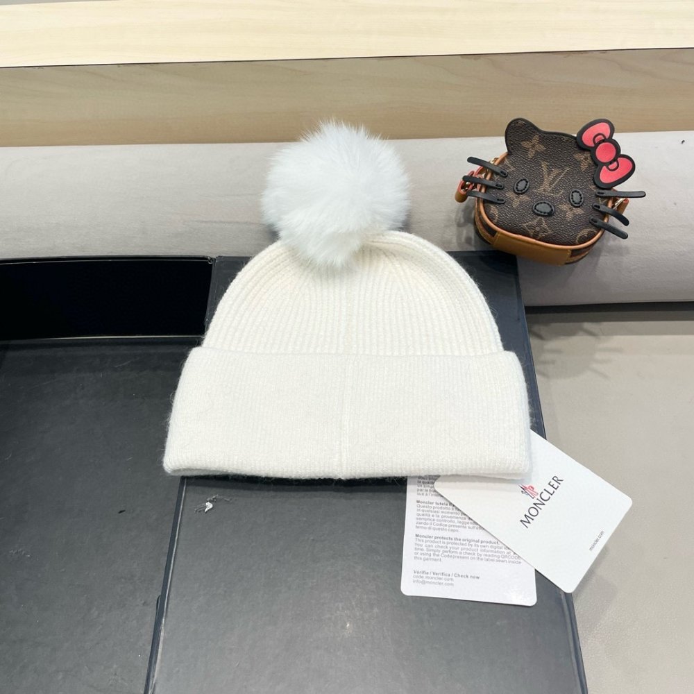 A cap winter фото 7