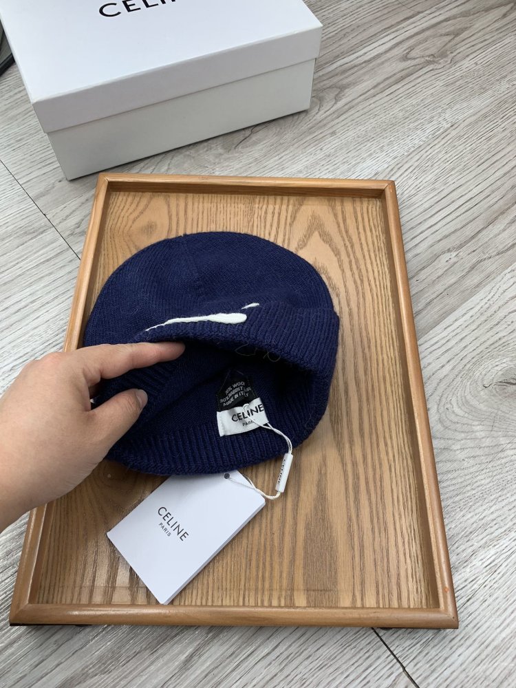 A cap winter фото 7