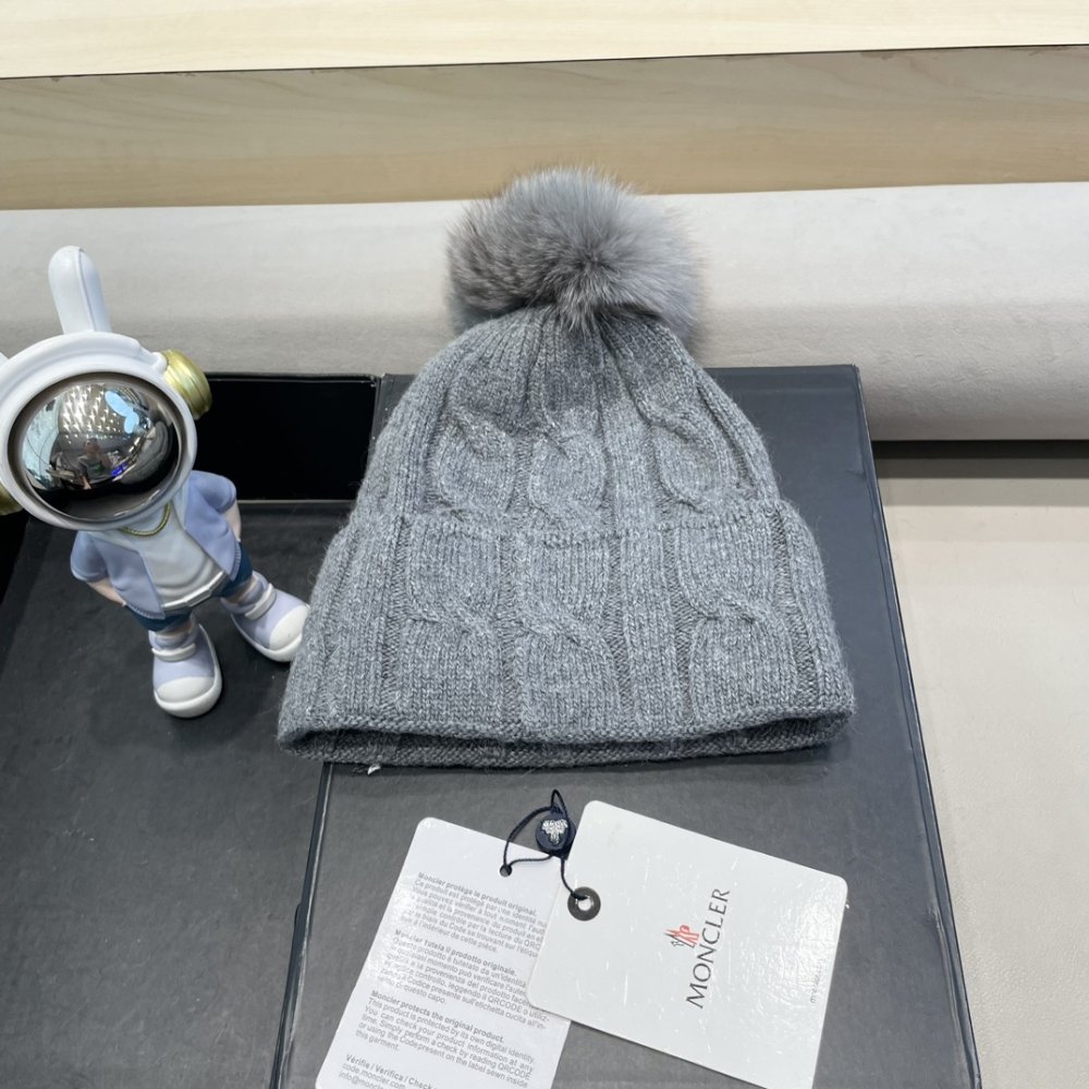 A cap winter фото 7